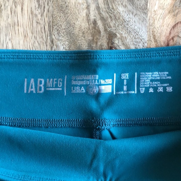 IAB 3 inch No-Ride Elm booth shorts in Med./8 - Picture 2 of 5